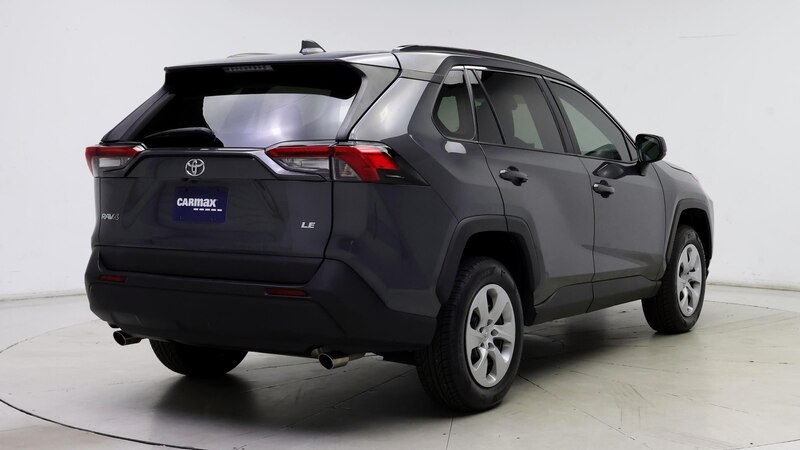 2019 Toyota RAV4 LE 8