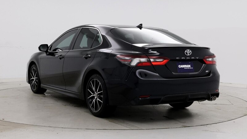 2022 Toyota Camry SE 2