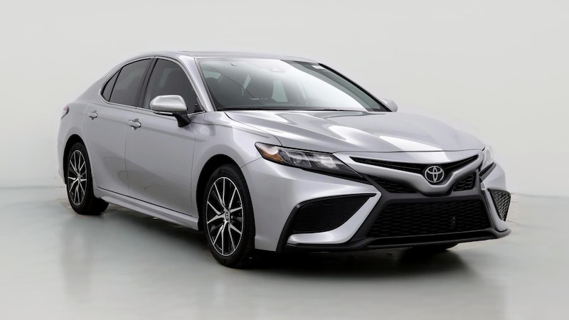 2024 Toyota Camry SE Hero Image