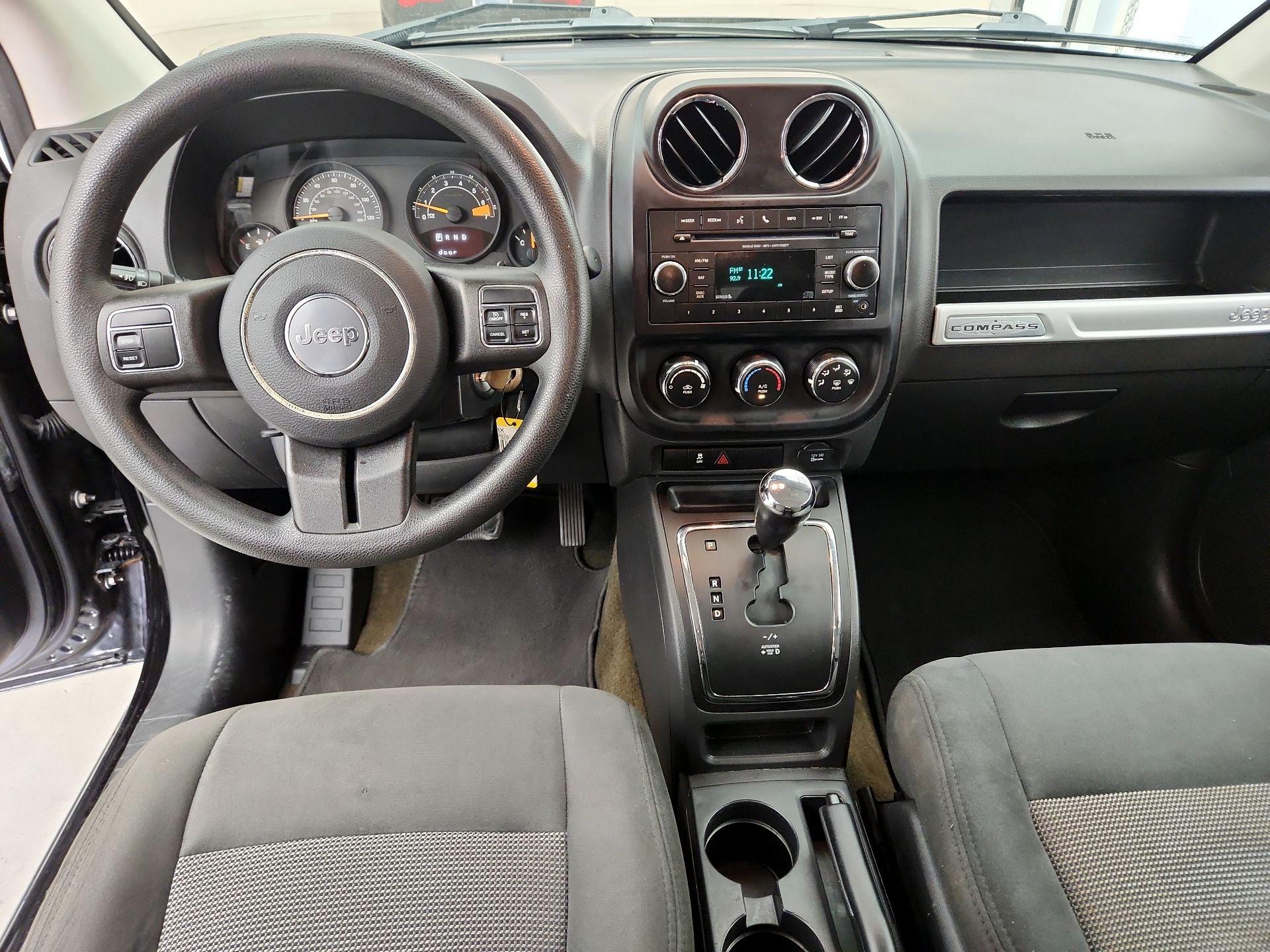 Thumbnail: 2016 Jeep Compass - 9