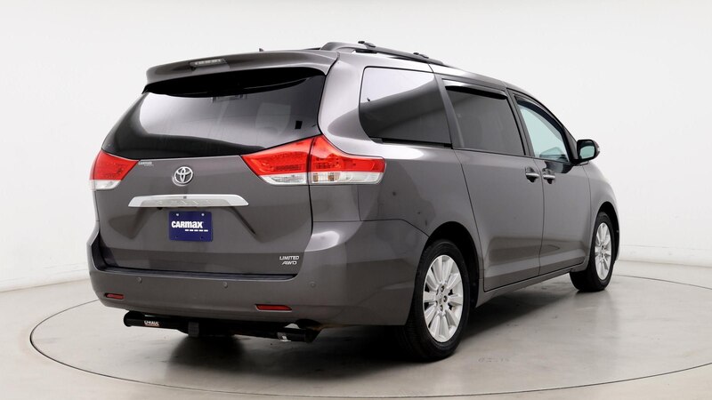 2014 Toyota Sienna Limited 8