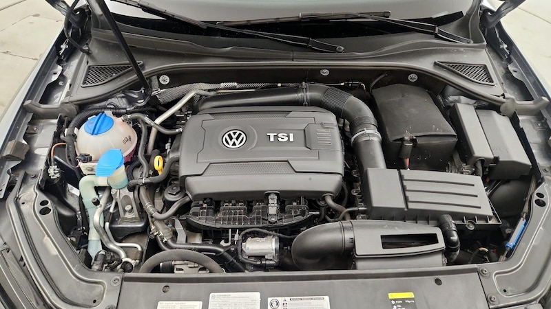 2017 Volkswagen Passat SE 22