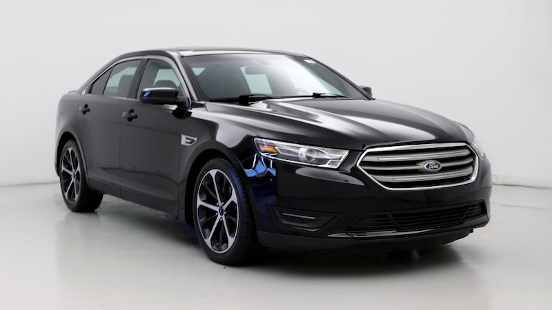 2016 Ford Taurus SEL Hero Image