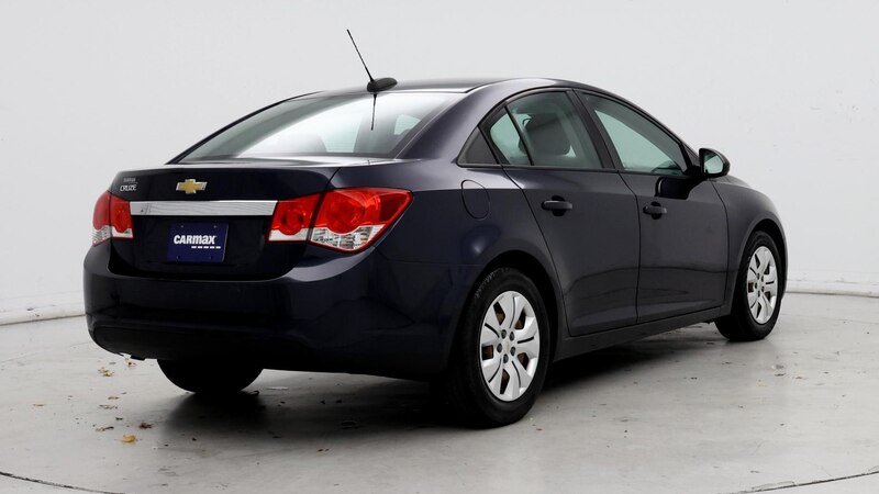 2015 Chevrolet Cruze LS 8