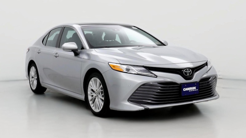 2018 Toyota Camry XLE Hero Image