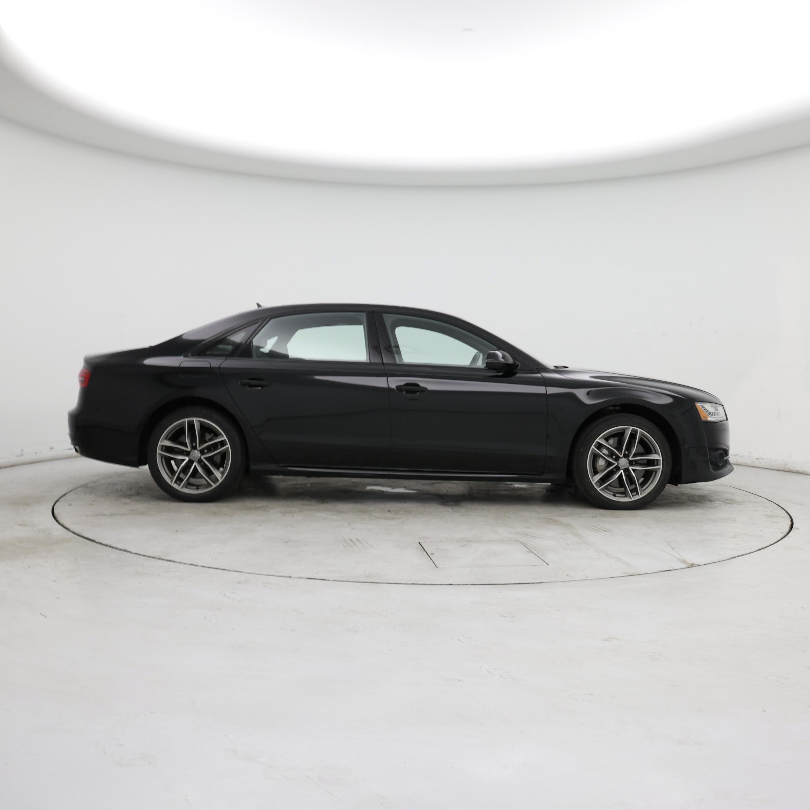 Thumbnail: 2017 Audi A8 - 7