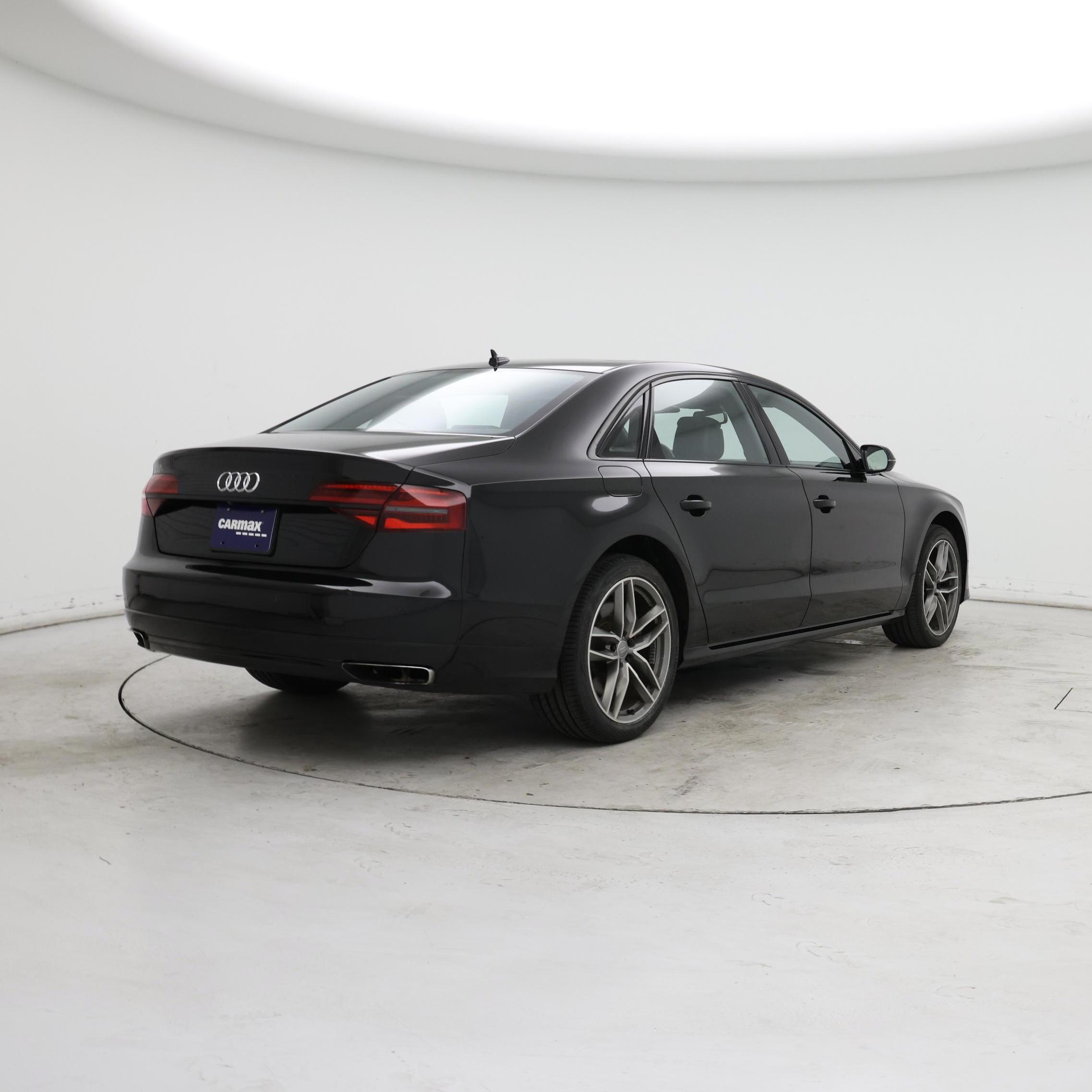 Thumbnail: 2017 Audi A8 - 8