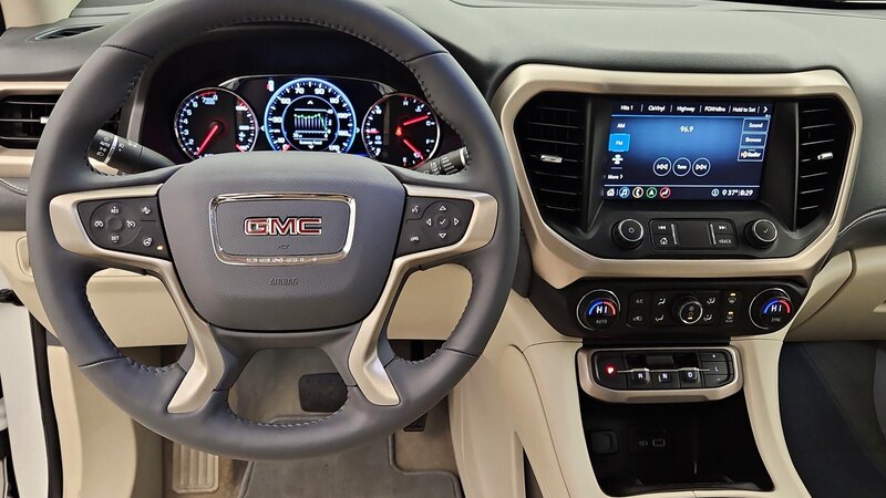 2020 GMC Acadia Denali 10