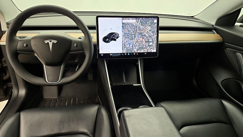 2019 Tesla Model 3 Long Range 9