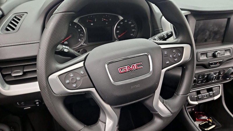 2023 GMC Terrain SLE 10