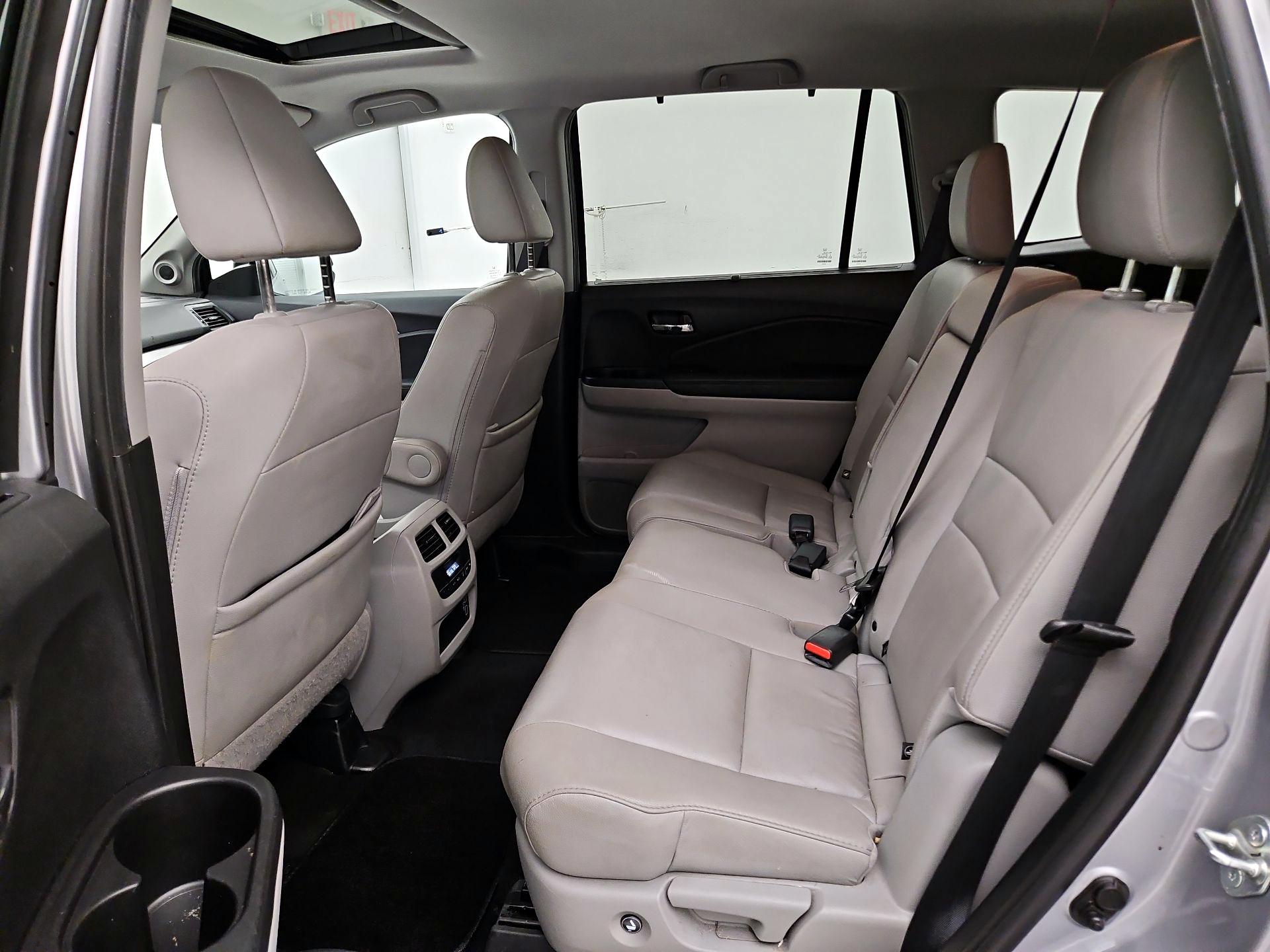Thumbnail: 2021 Honda Pilot - 20