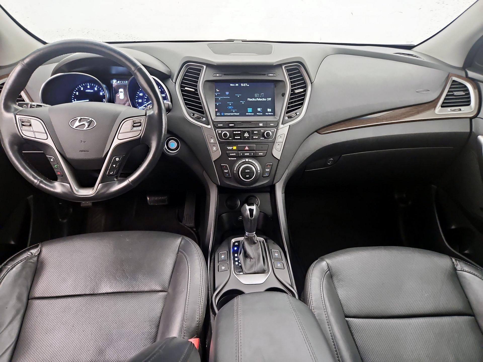 Thumbnail: 2017 Hyundai Santa Fe - 9