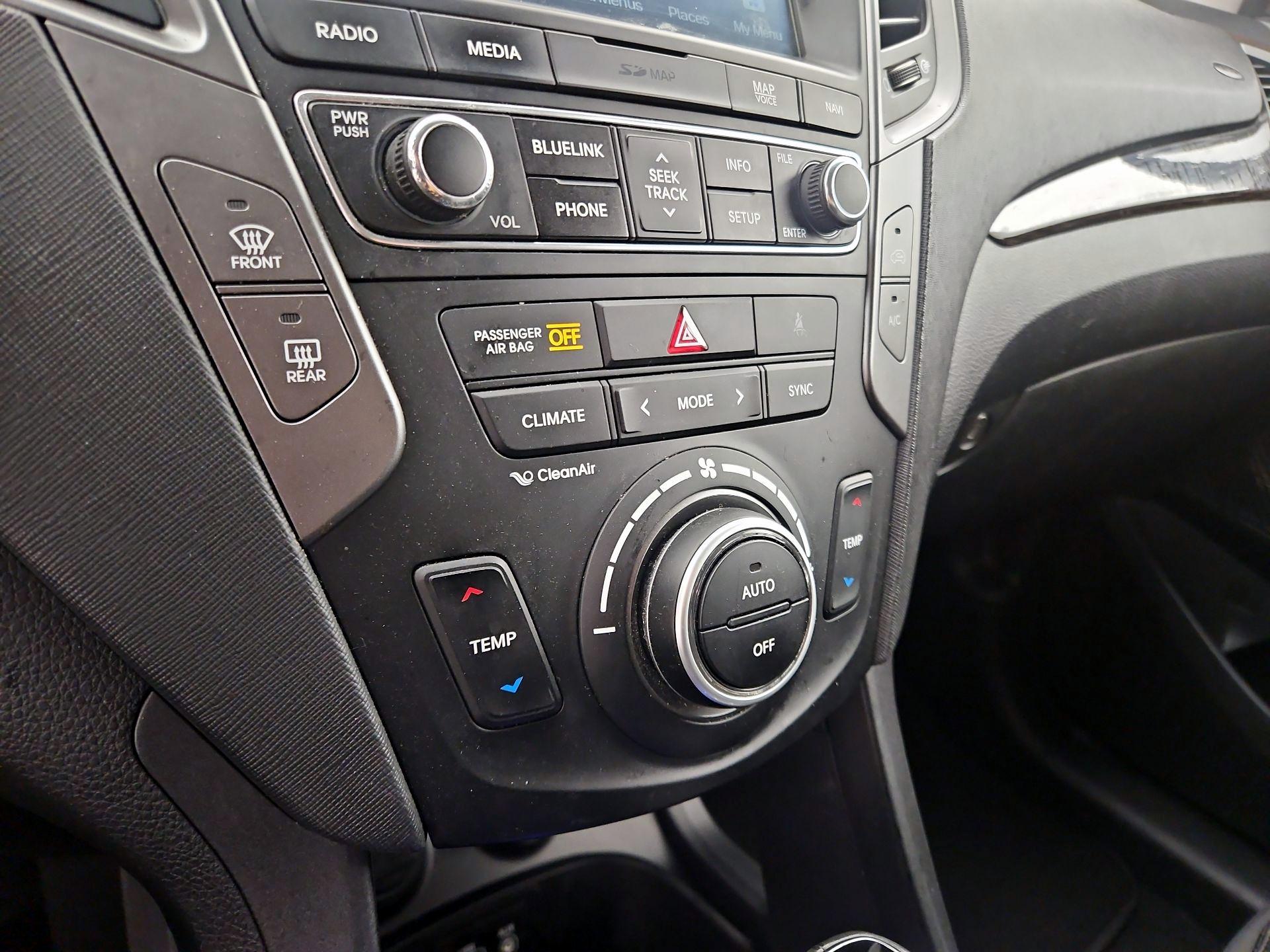 Thumbnail: 2017 Hyundai Santa Fe - 16