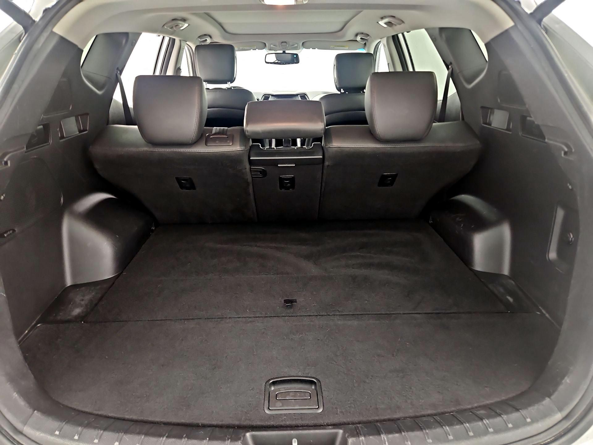 Thumbnail: 2017 Hyundai Santa Fe - 20