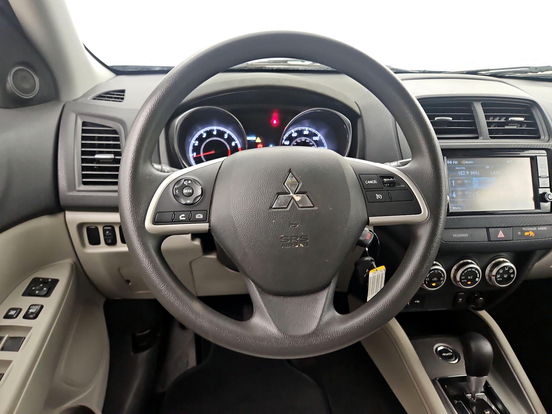 Thumbnail: 2021 Mitsubishi Outlander Sport - 10