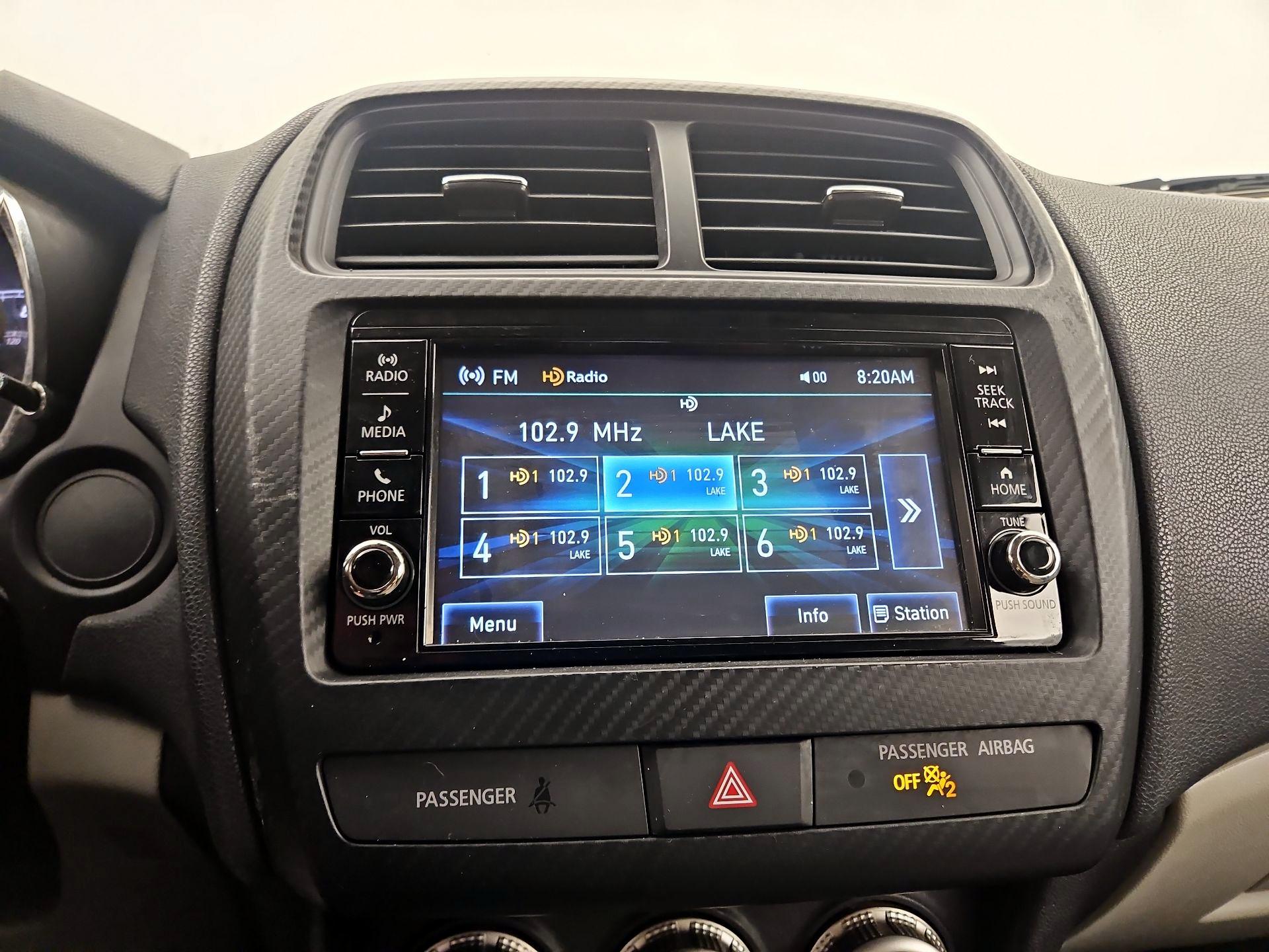 Thumbnail: 2021 Mitsubishi Outlander Sport - 15