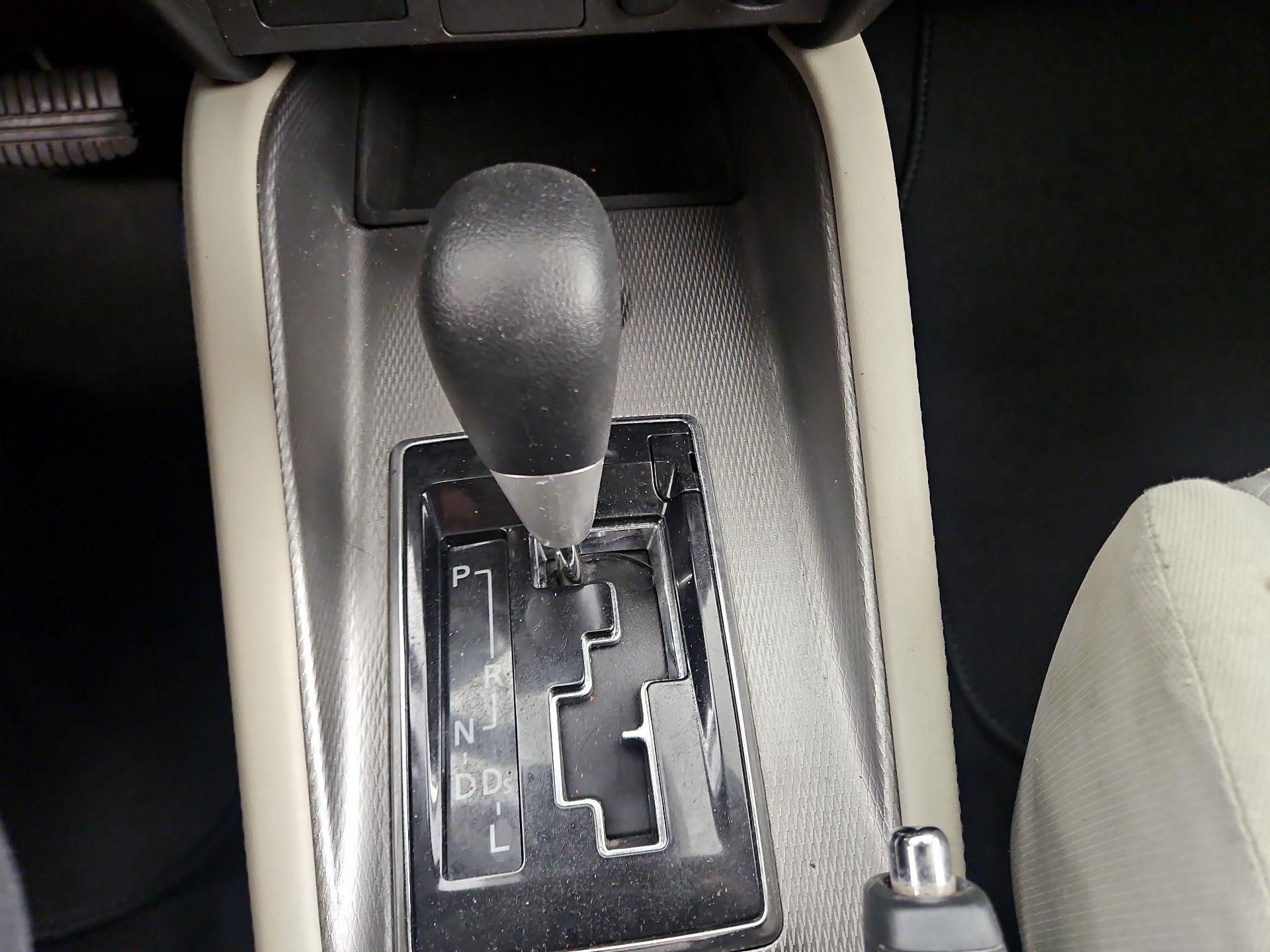Thumbnail: 2021 Mitsubishi Outlander Sport - 17
