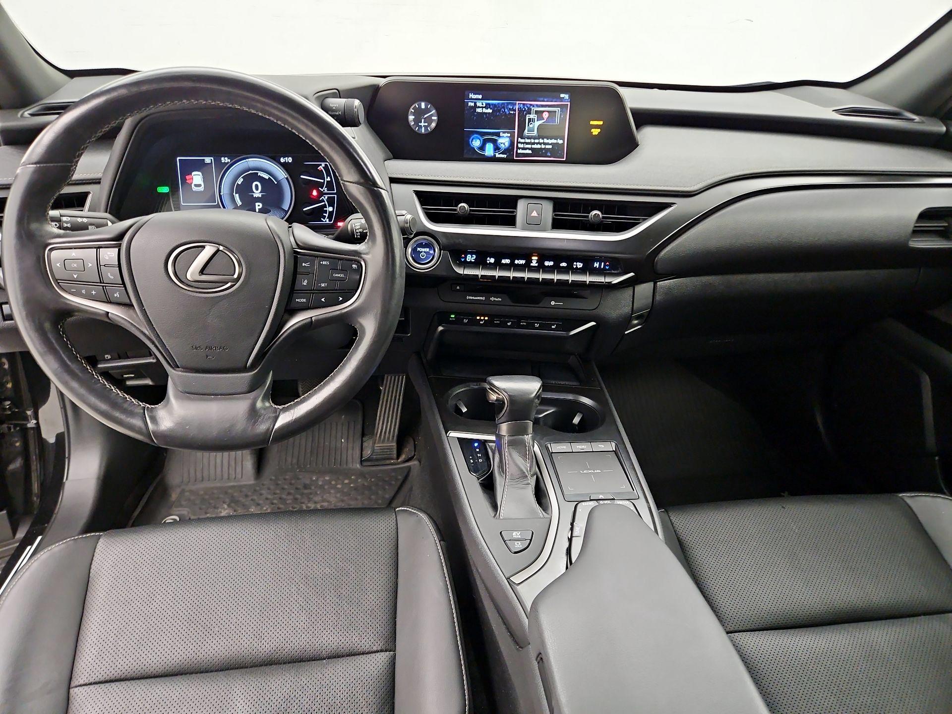 Thumbnail: 2019 Lexus UX - 9