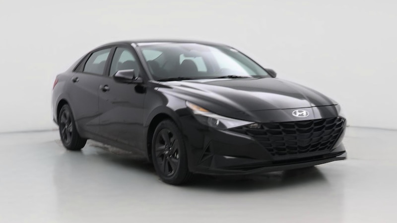 2022 Hyundai Elantra SEL Hero Image
