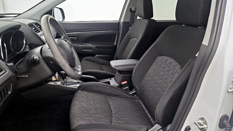 2020 Mitsubishi Outlander Sport SP 11