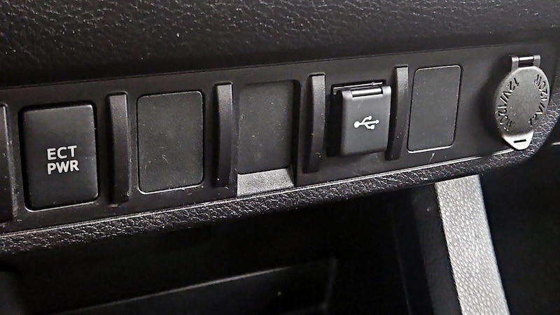 2023 Toyota Tacoma SR 16