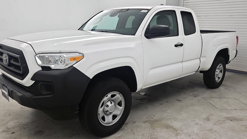 2023 Toyota Tacoma SR 3