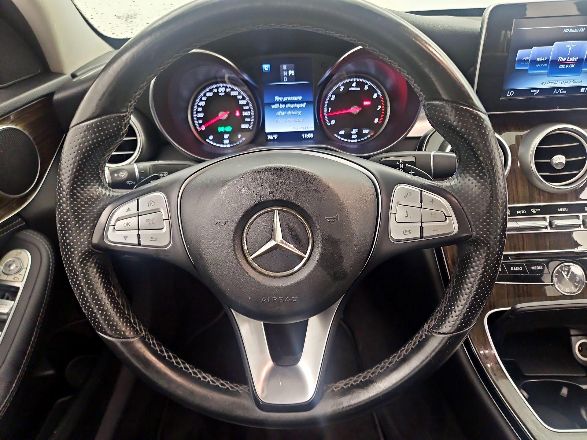 Thumbnail: 2016 Mercedes-Benz C-Class - 10