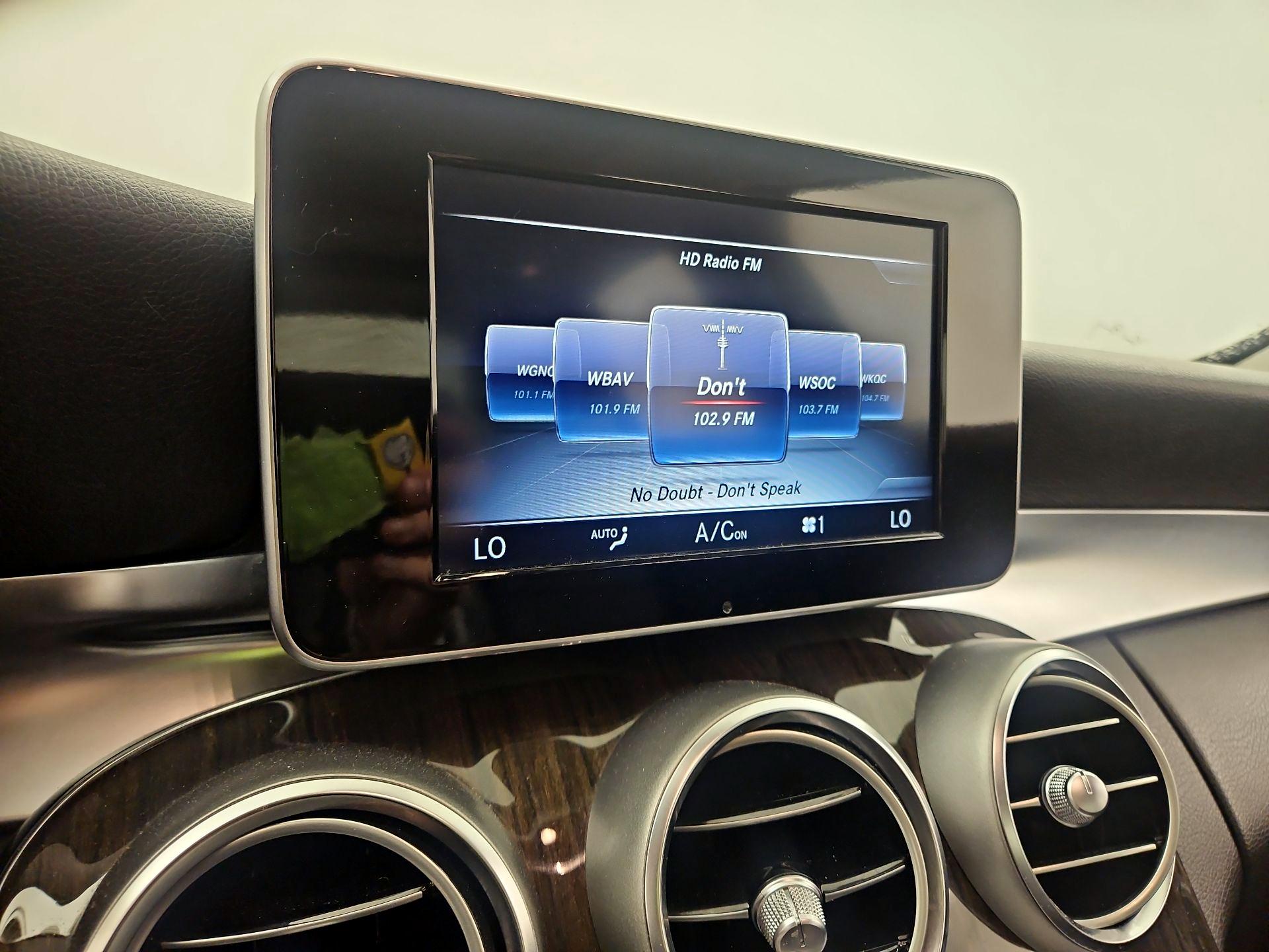 Thumbnail: 2016 Mercedes-Benz C-Class - 15