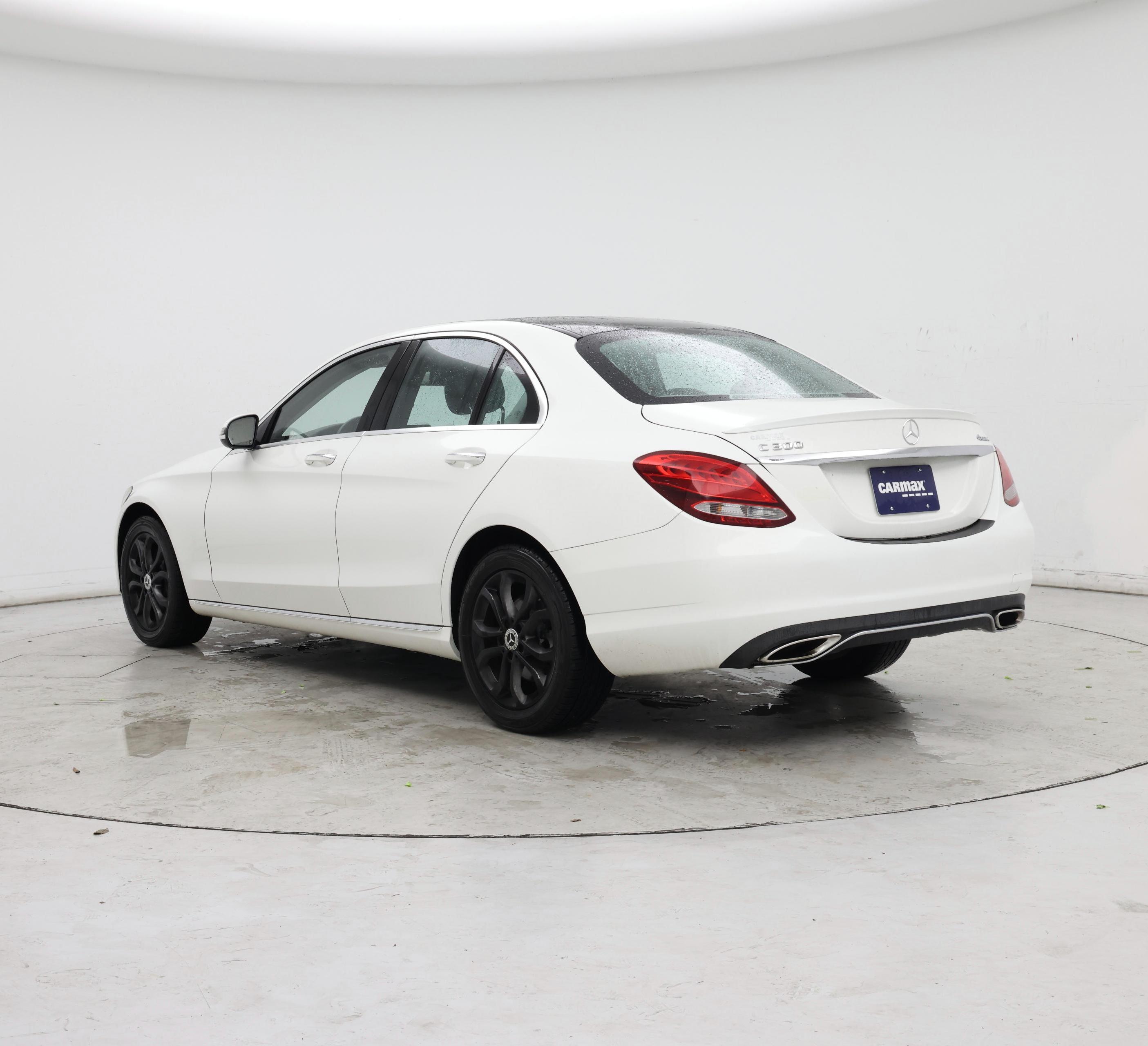 Thumbnail: 2016 Mercedes-Benz C-Class - 2
