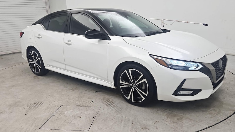 2023 Nissan Sentra SR Hero Image