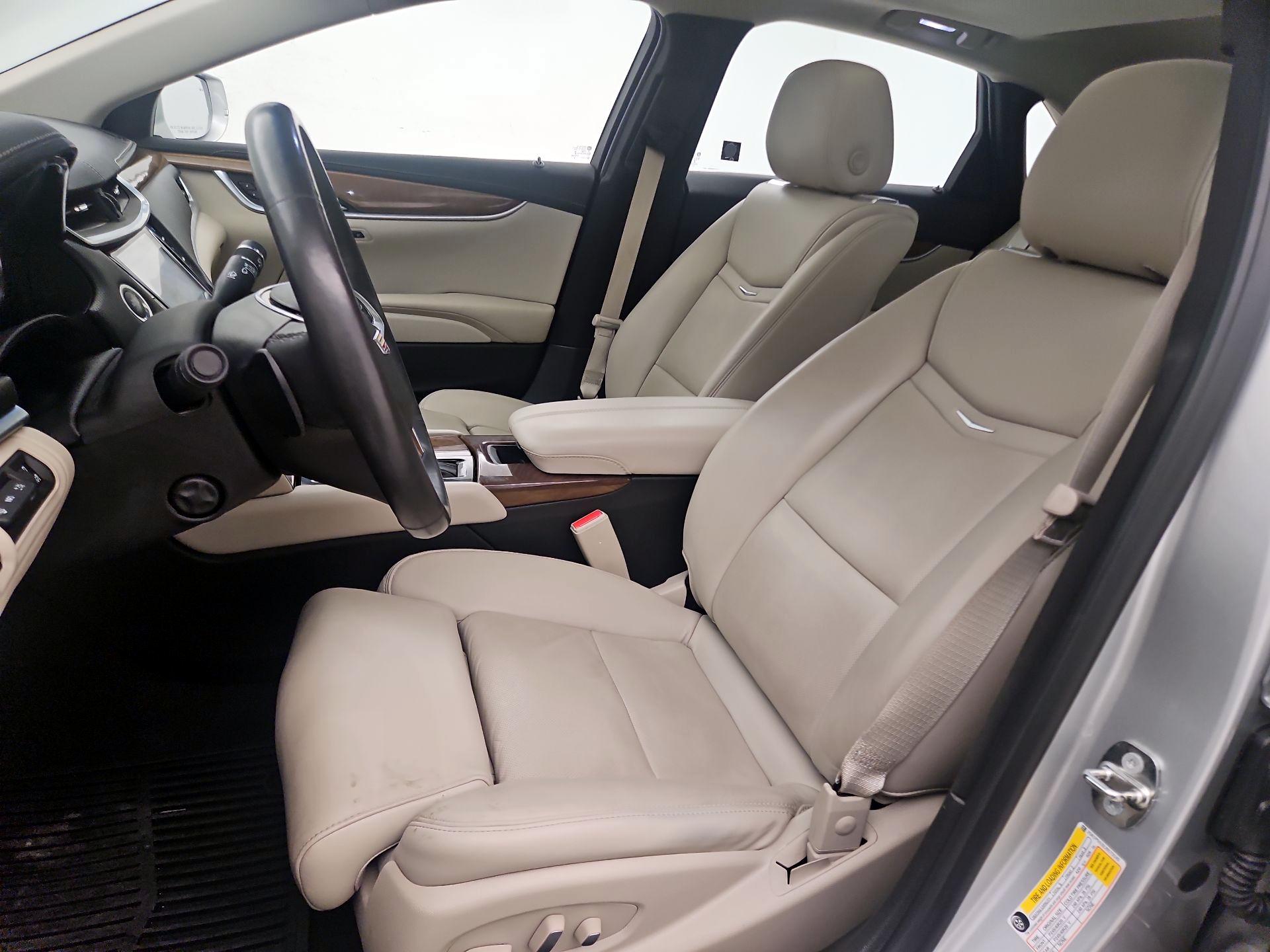 Thumbnail: 2018 Cadillac XTS - 9