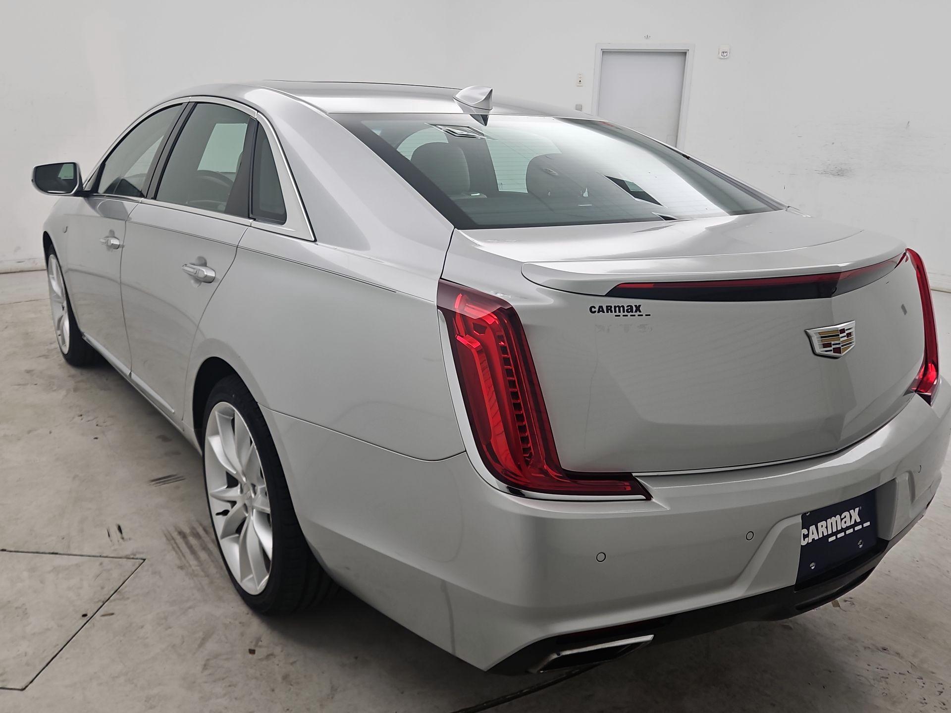 Thumbnail: 2018 Cadillac XTS - 7