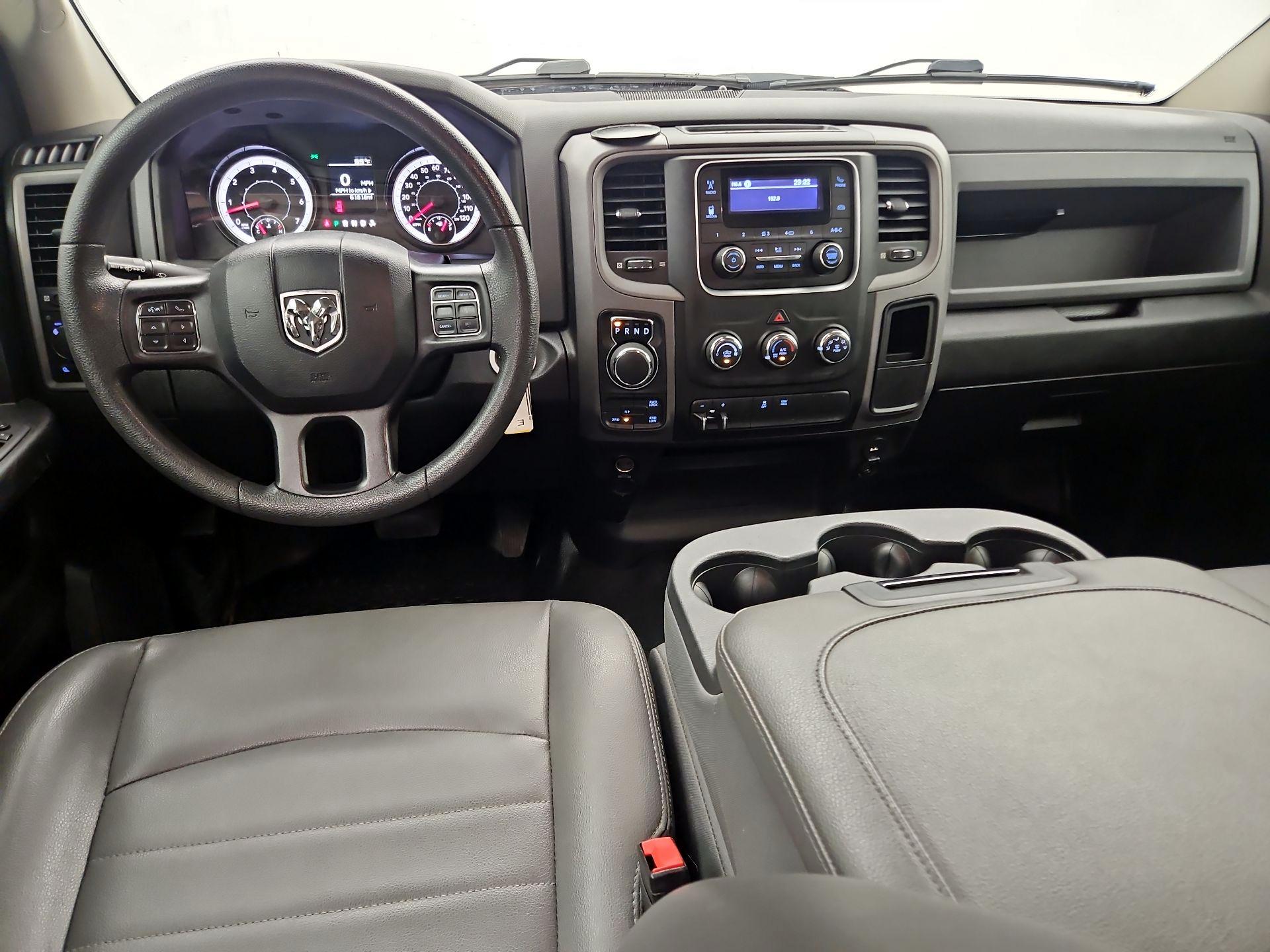 Thumbnail: 2020 RAM 1500 Classic - 9