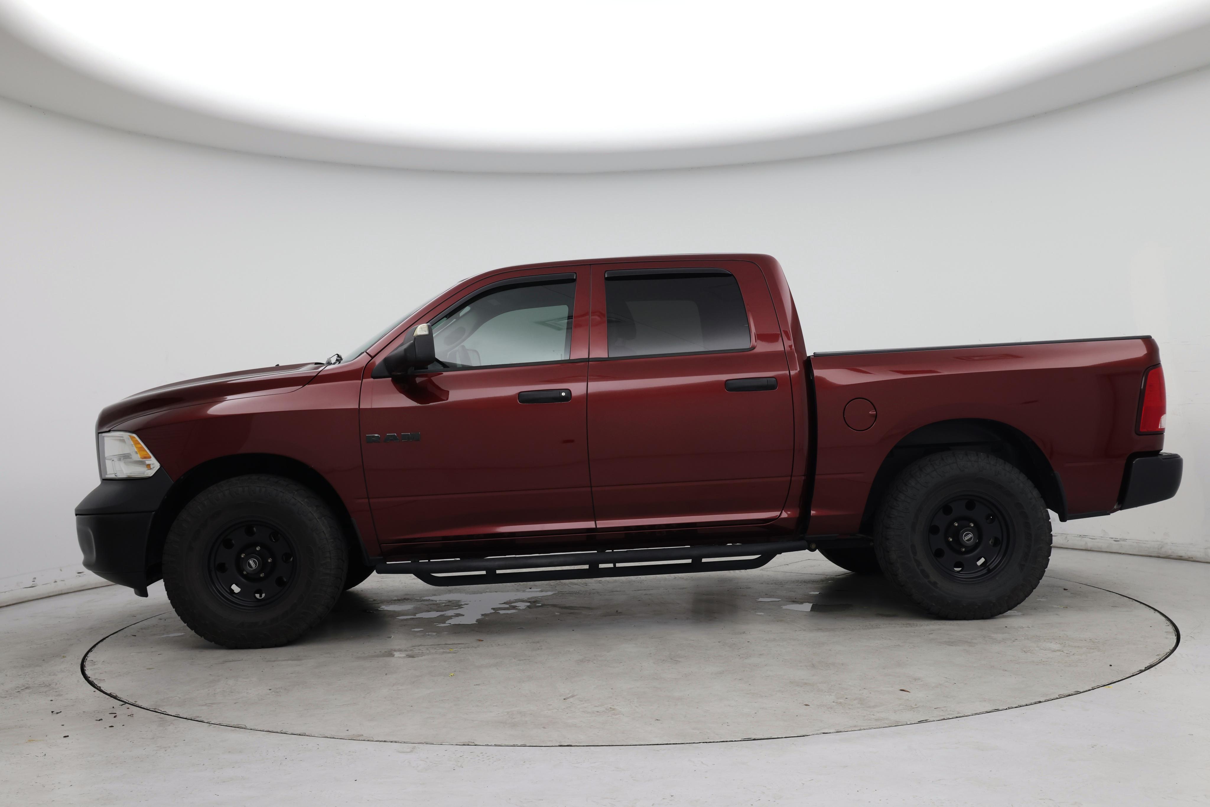 Thumbnail: 2020 RAM 1500 Classic - 3