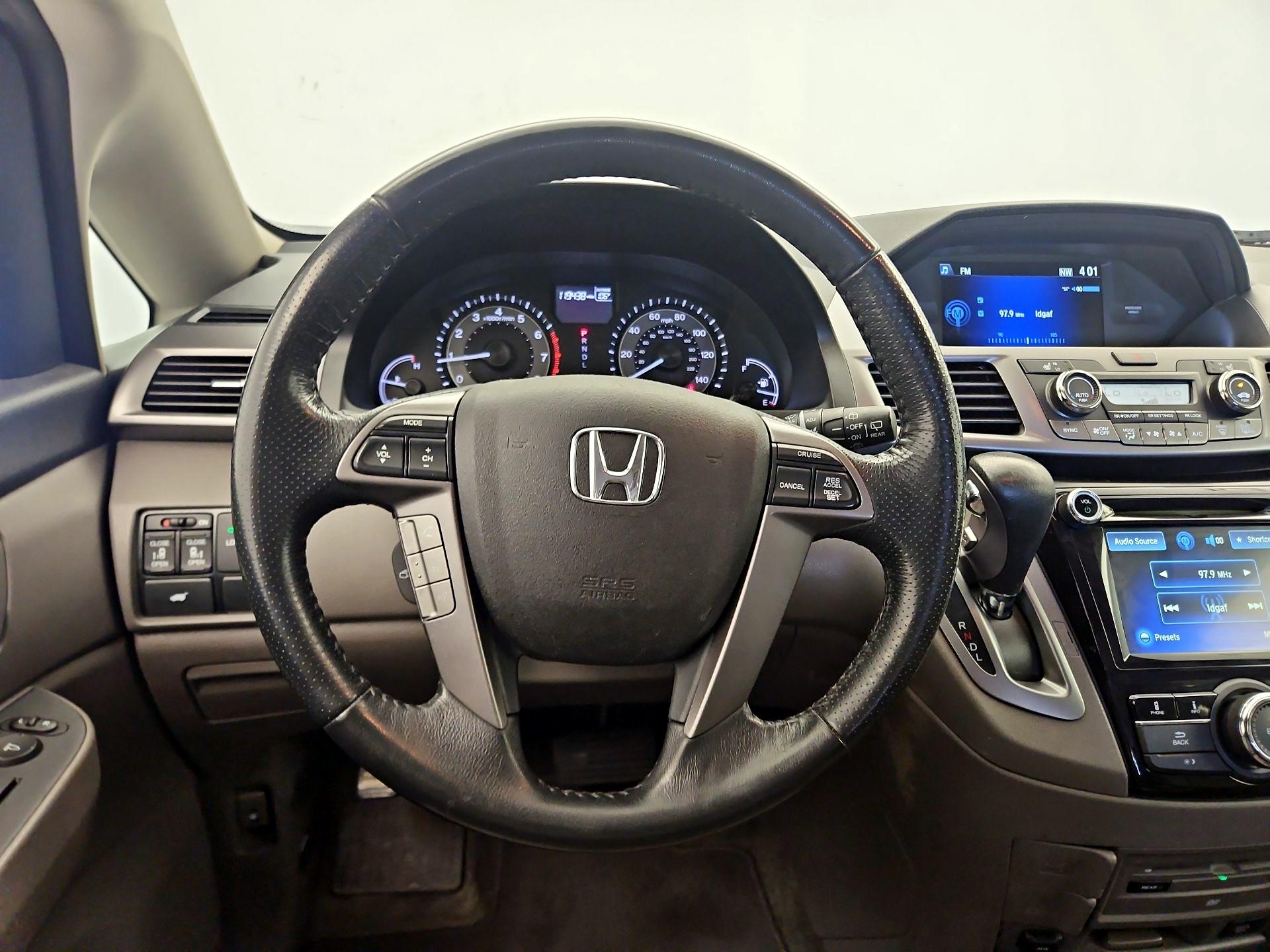 Thumbnail: 2014 Honda Odyssey - 10