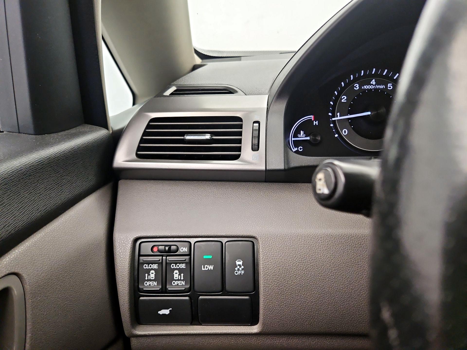 Thumbnail: 2014 Honda Odyssey - 13