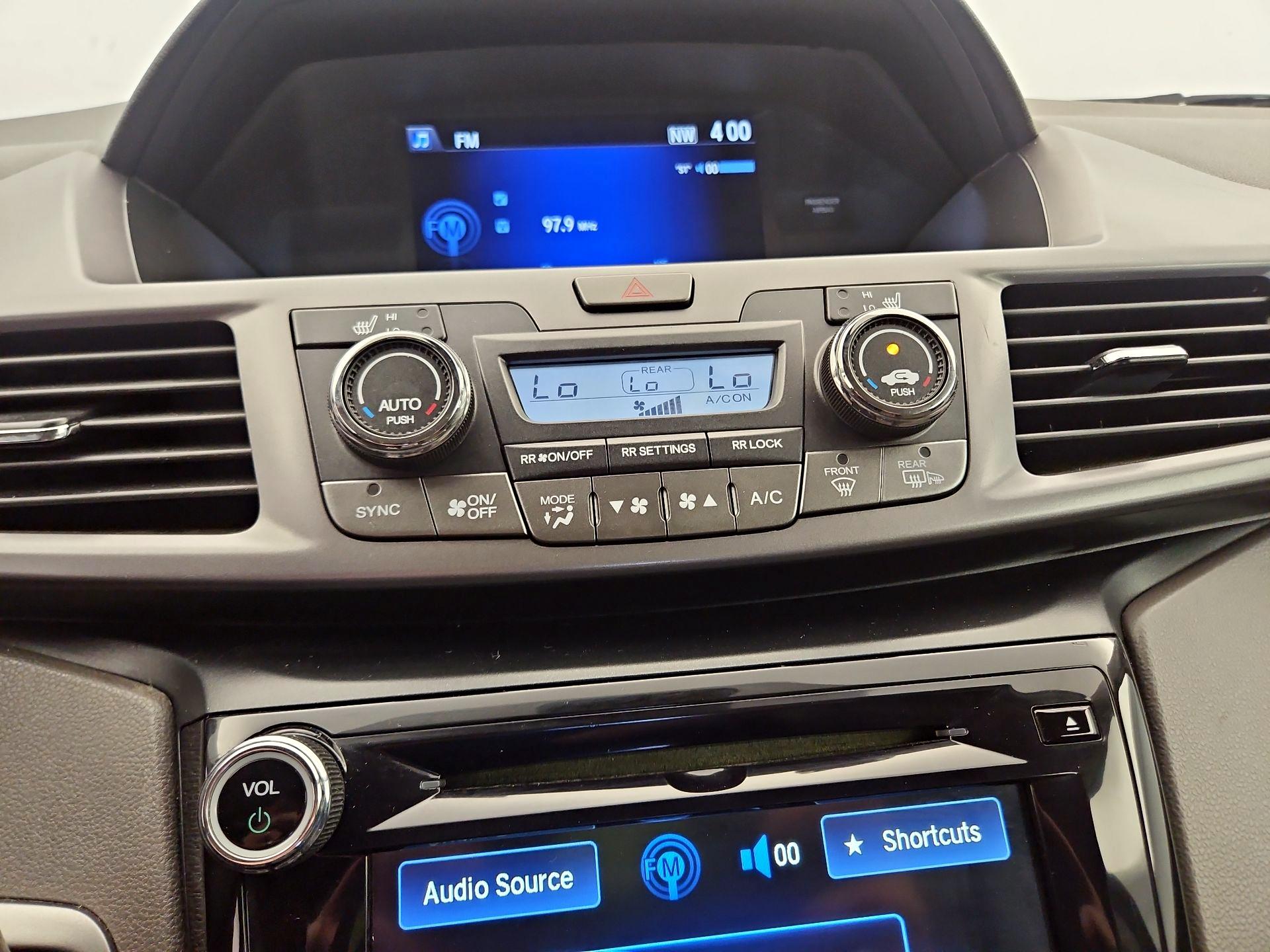 Thumbnail: 2014 Honda Odyssey - 16