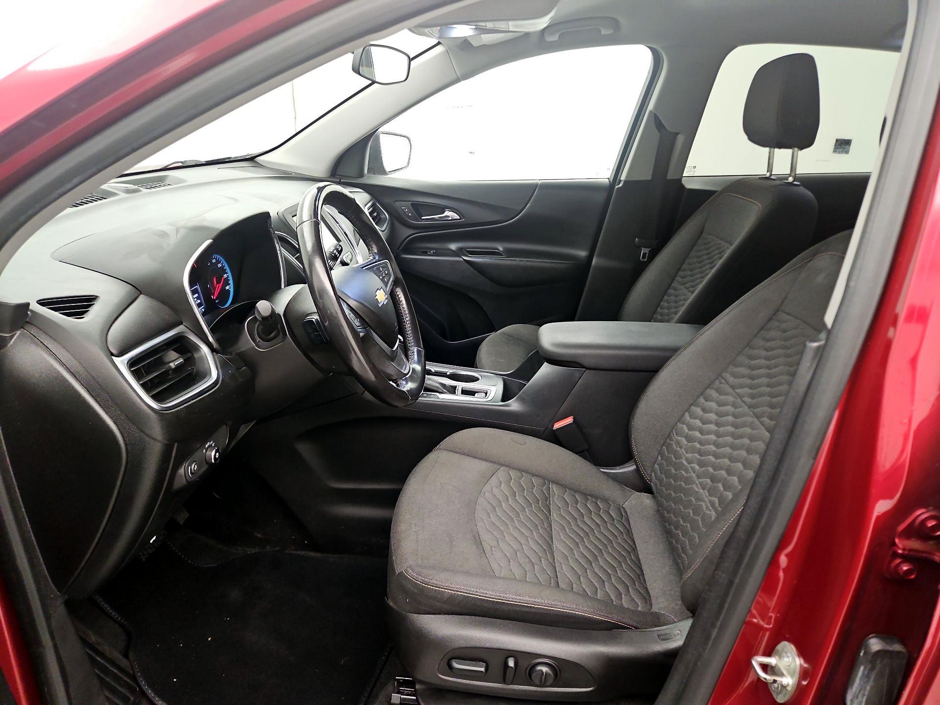 Thumbnail: 2018 Chevrolet Equinox - 11
