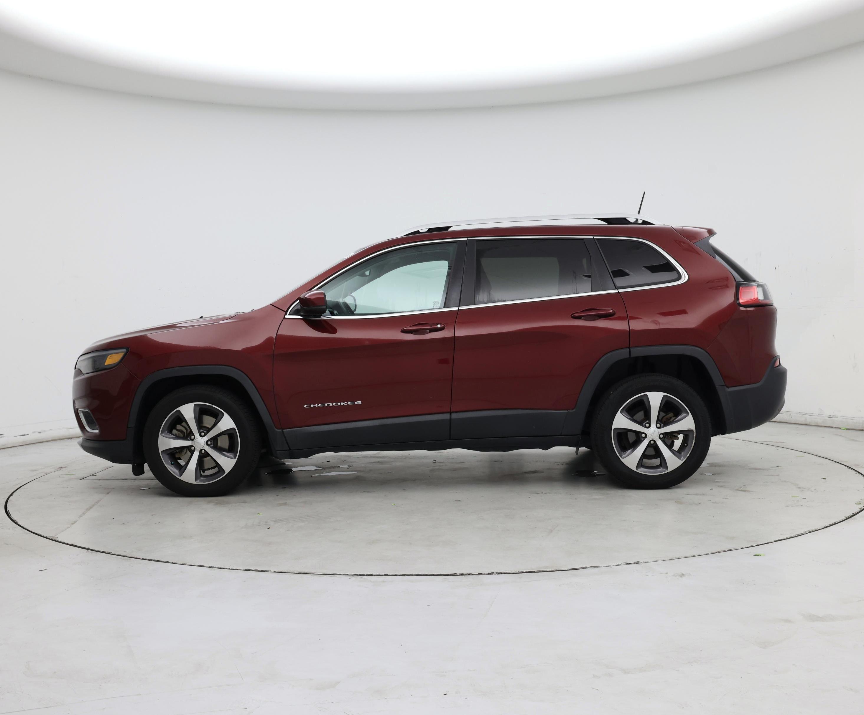 Thumbnail: 2019 Jeep Cherokee - 3