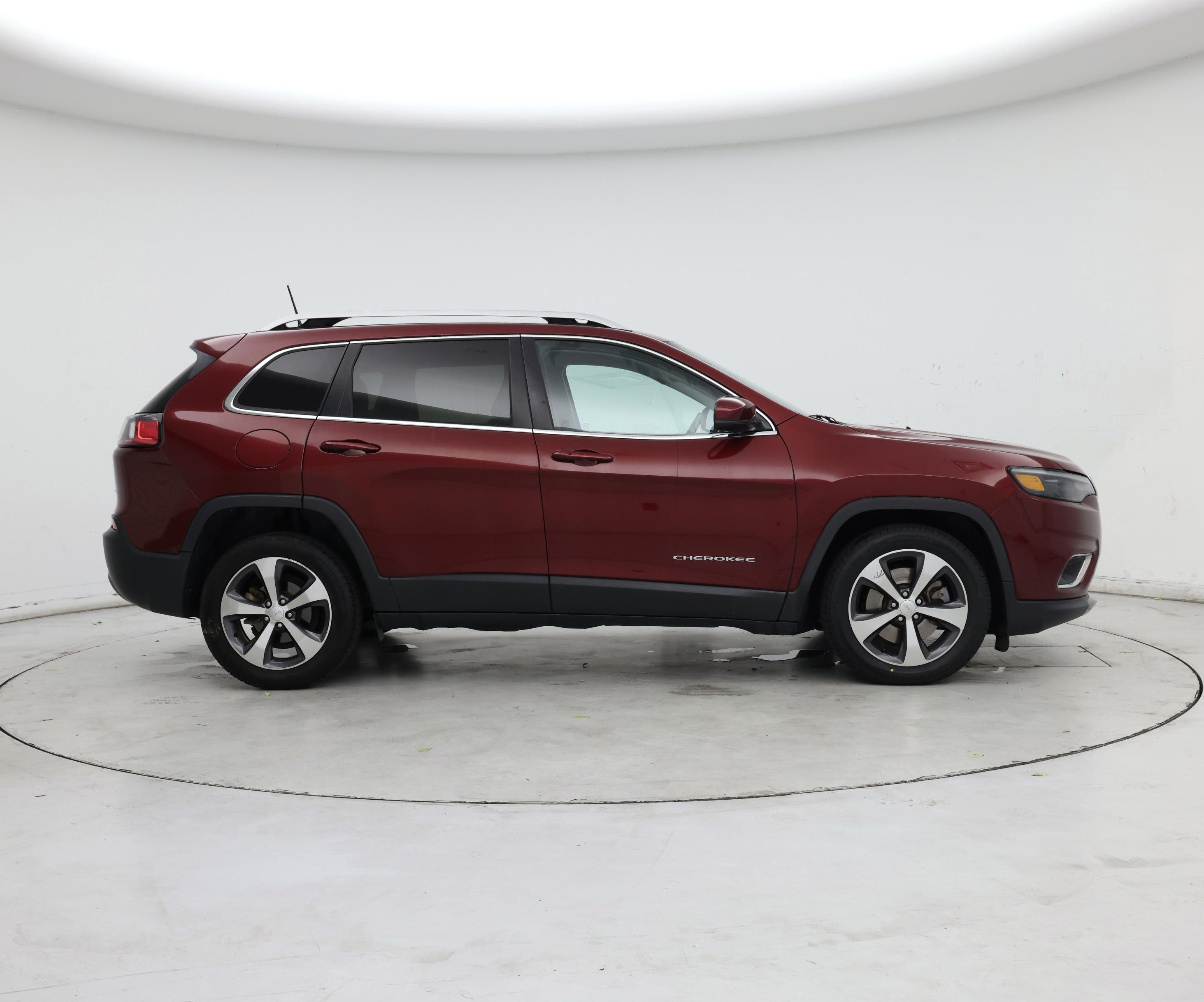 Thumbnail: 2019 Jeep Cherokee - 7