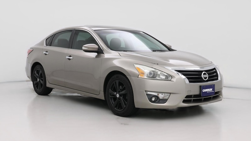 2014 Nissan Altima SL Hero Image