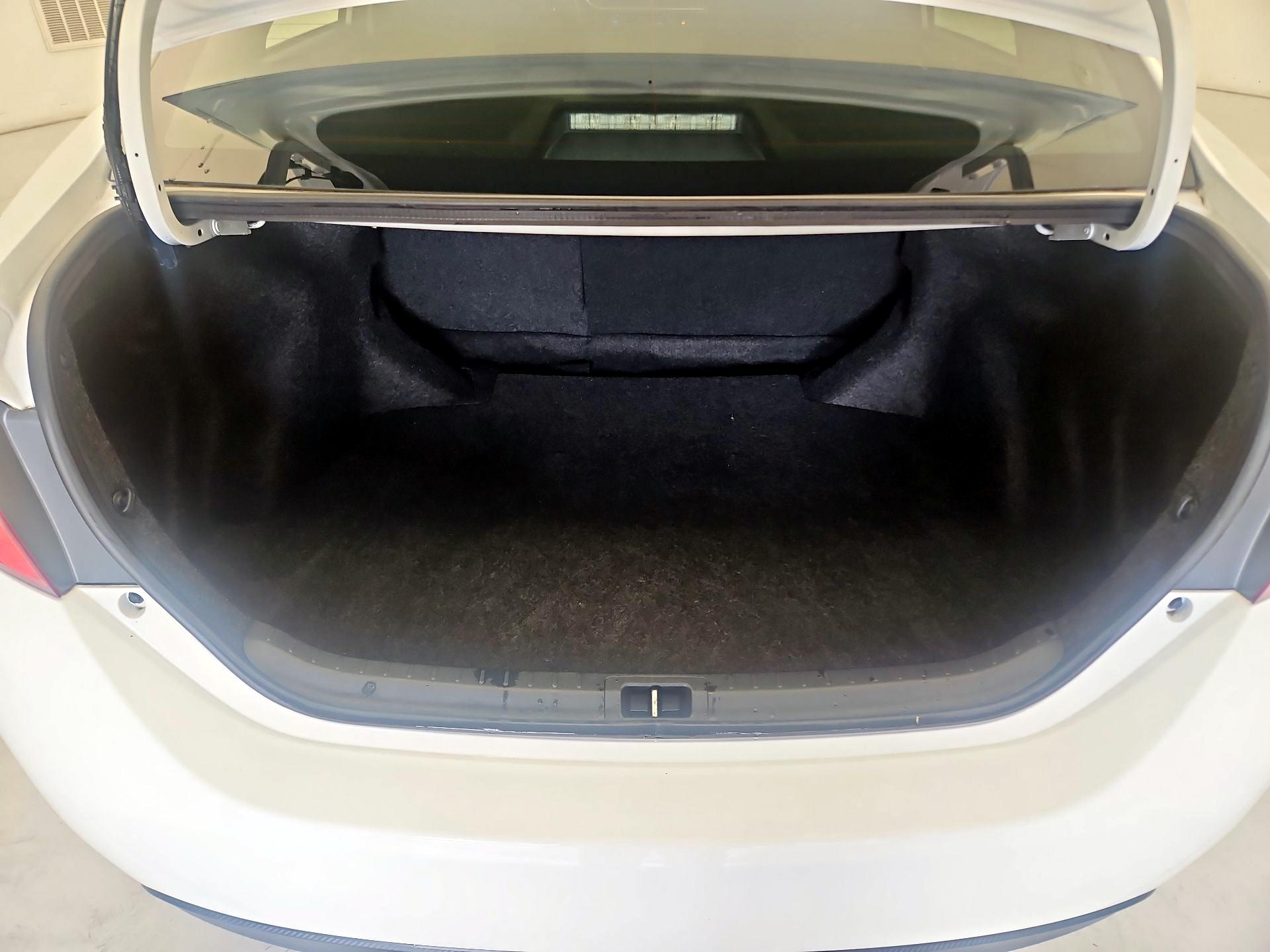 Thumbnail: 2019 Toyota Corolla - 20