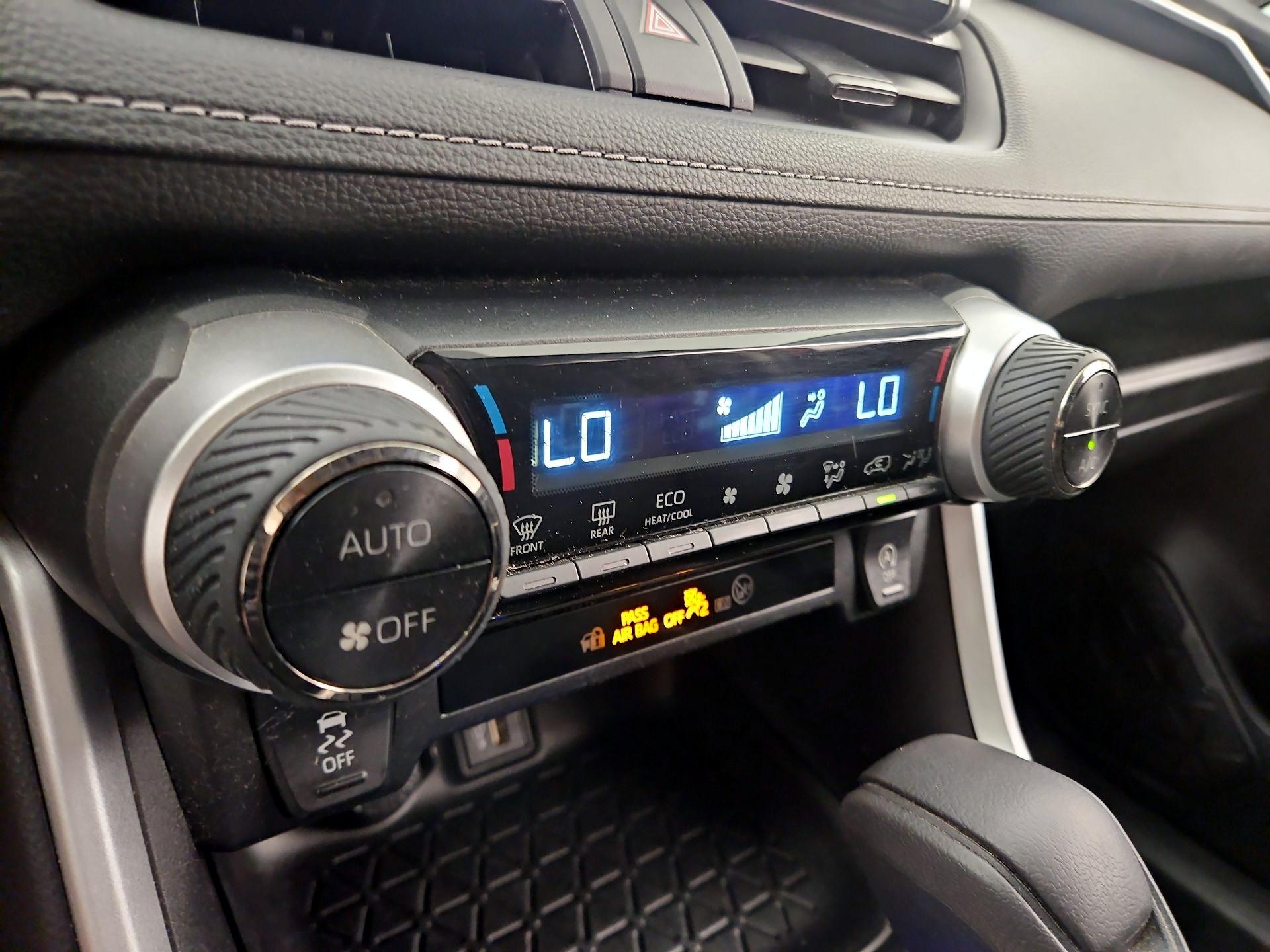 Thumbnail: 2023 Toyota RAV4 - 16