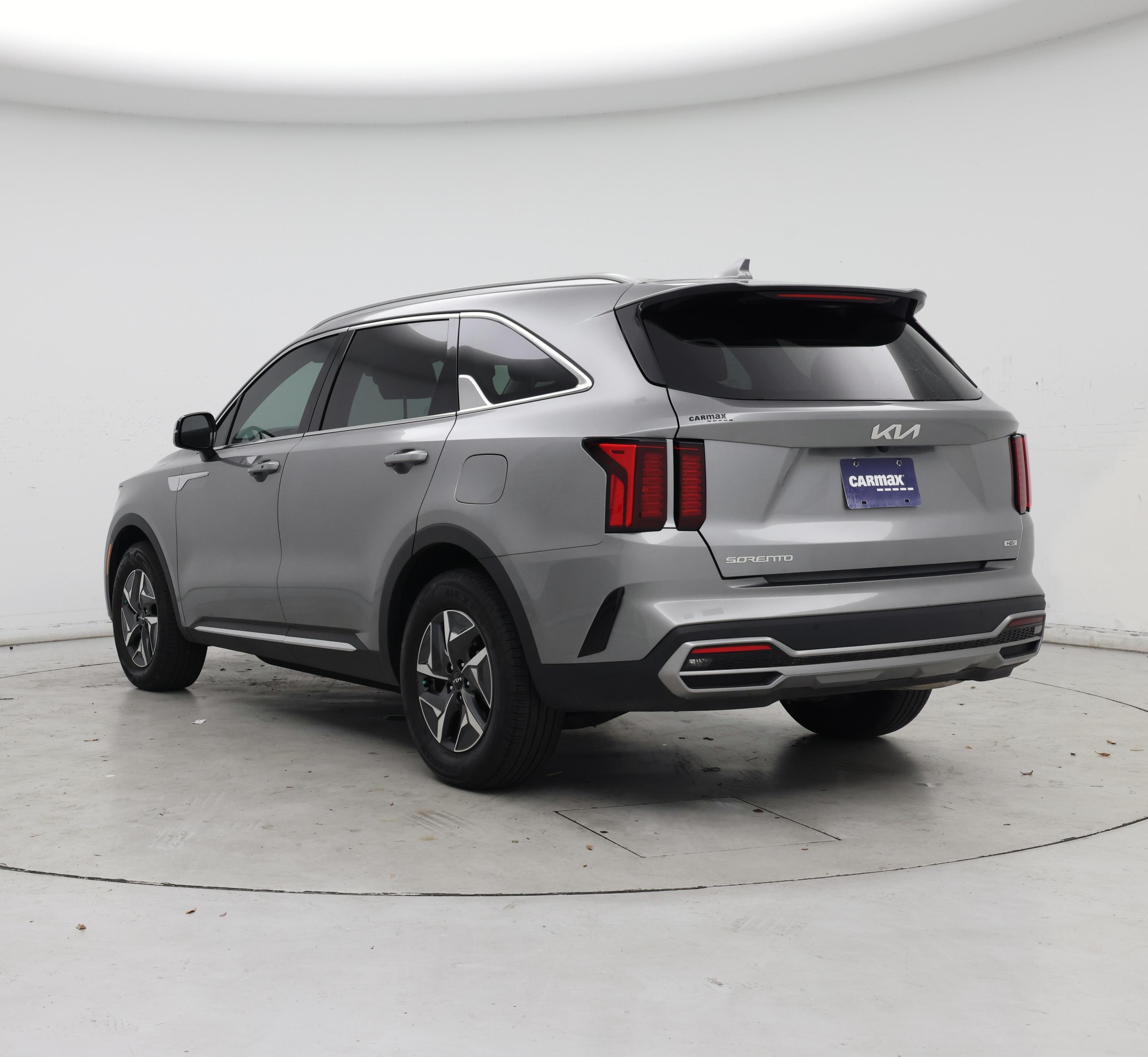Thumbnail: 2023 Kia Sorento - 2