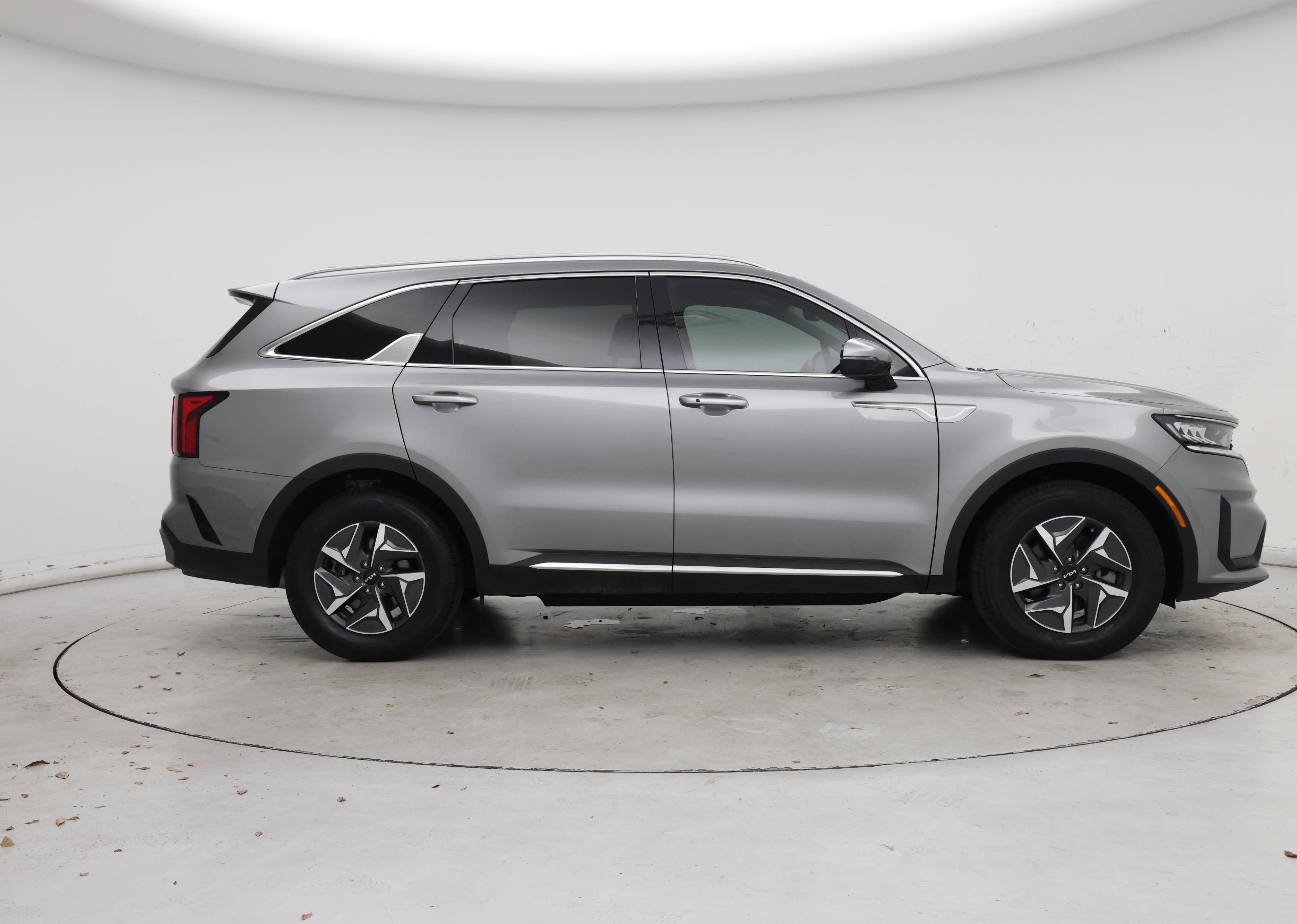 Thumbnail: 2023 Kia Sorento - 7