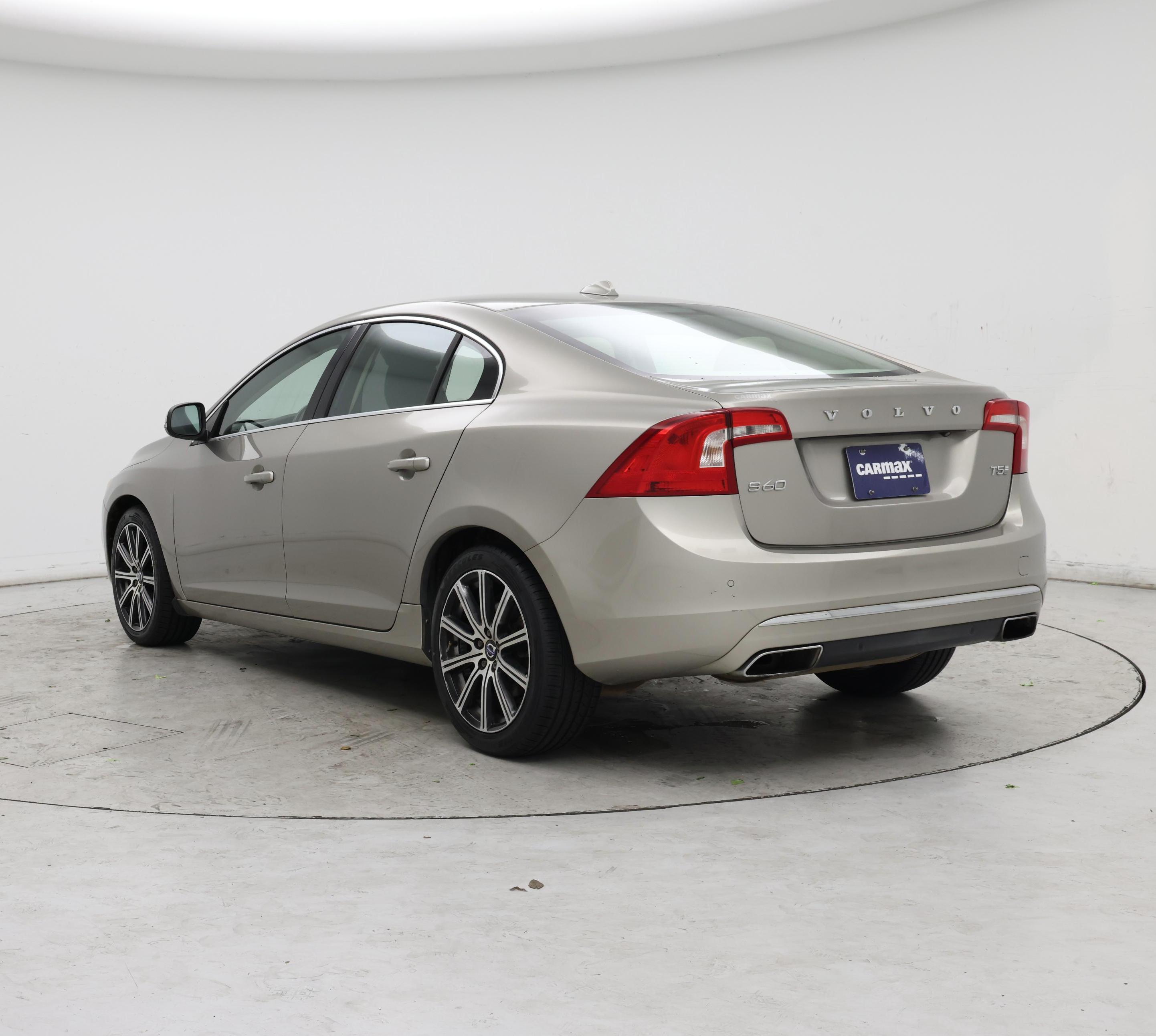 Thumbnail: 2016 Volvo S60 - 2