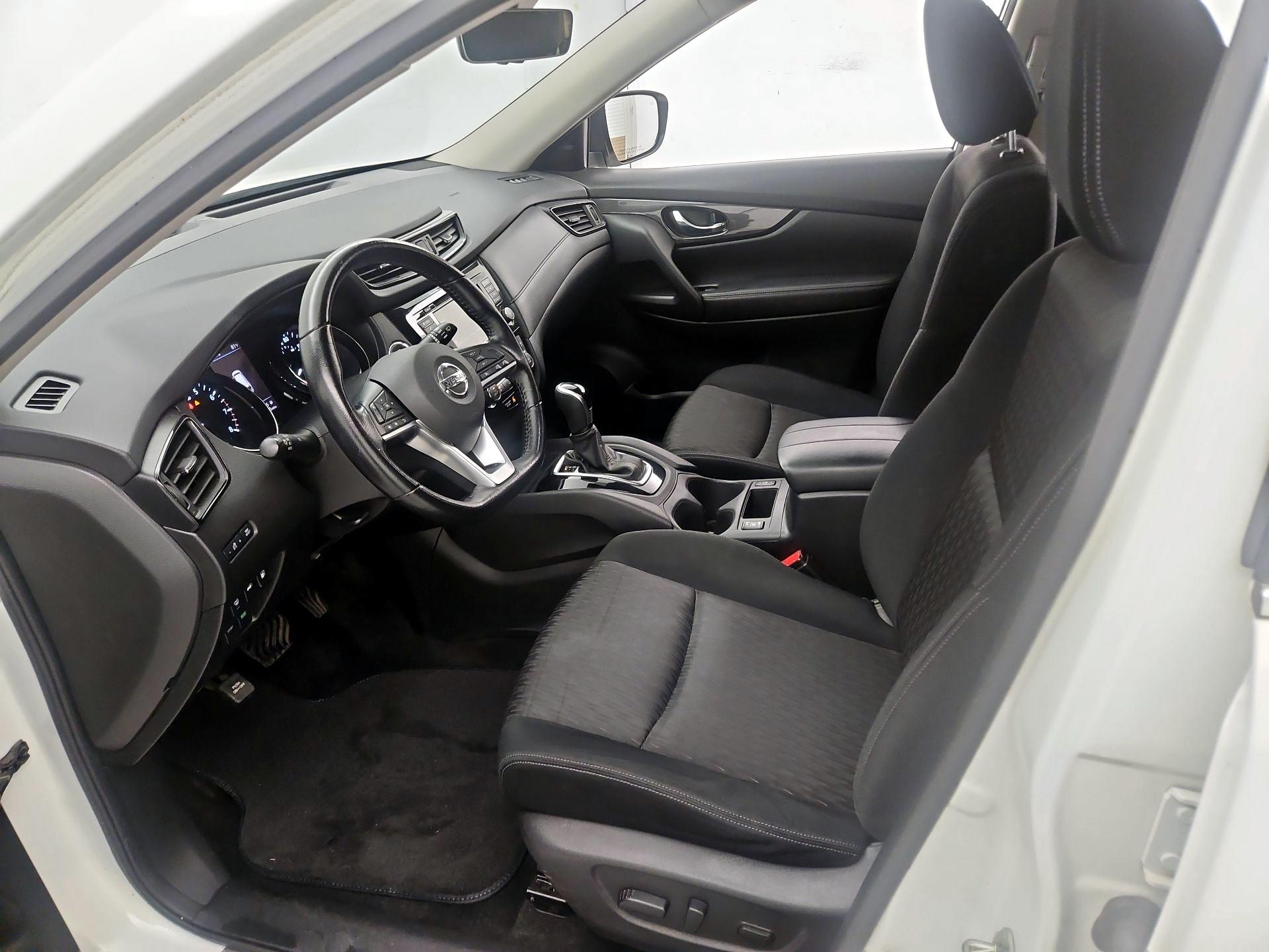 Thumbnail: 2020 Nissan Rogue - 11