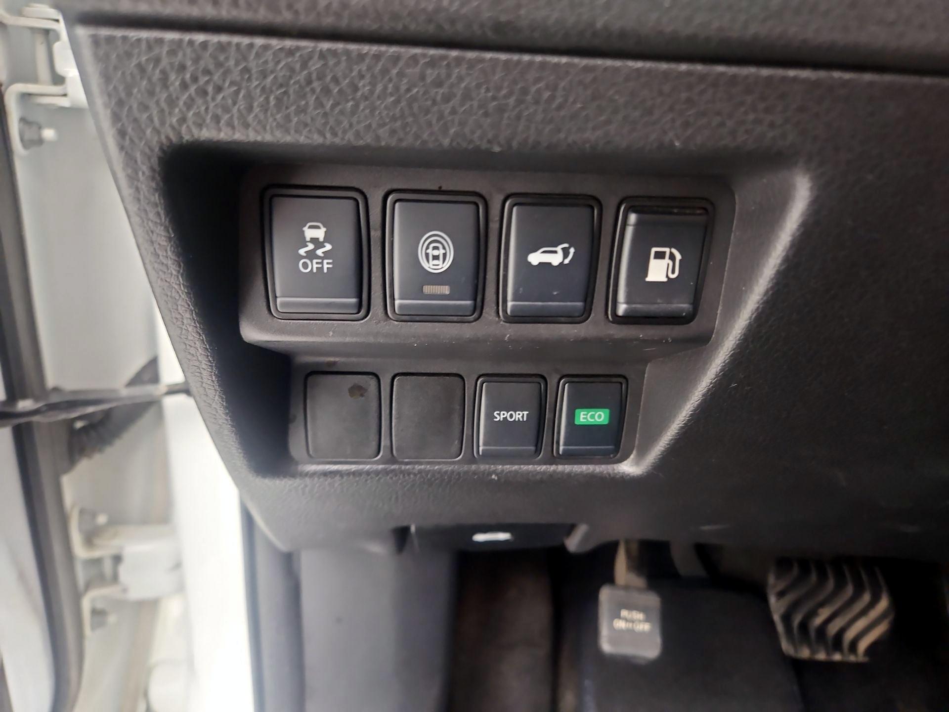 Thumbnail: 2020 Nissan Rogue - 13