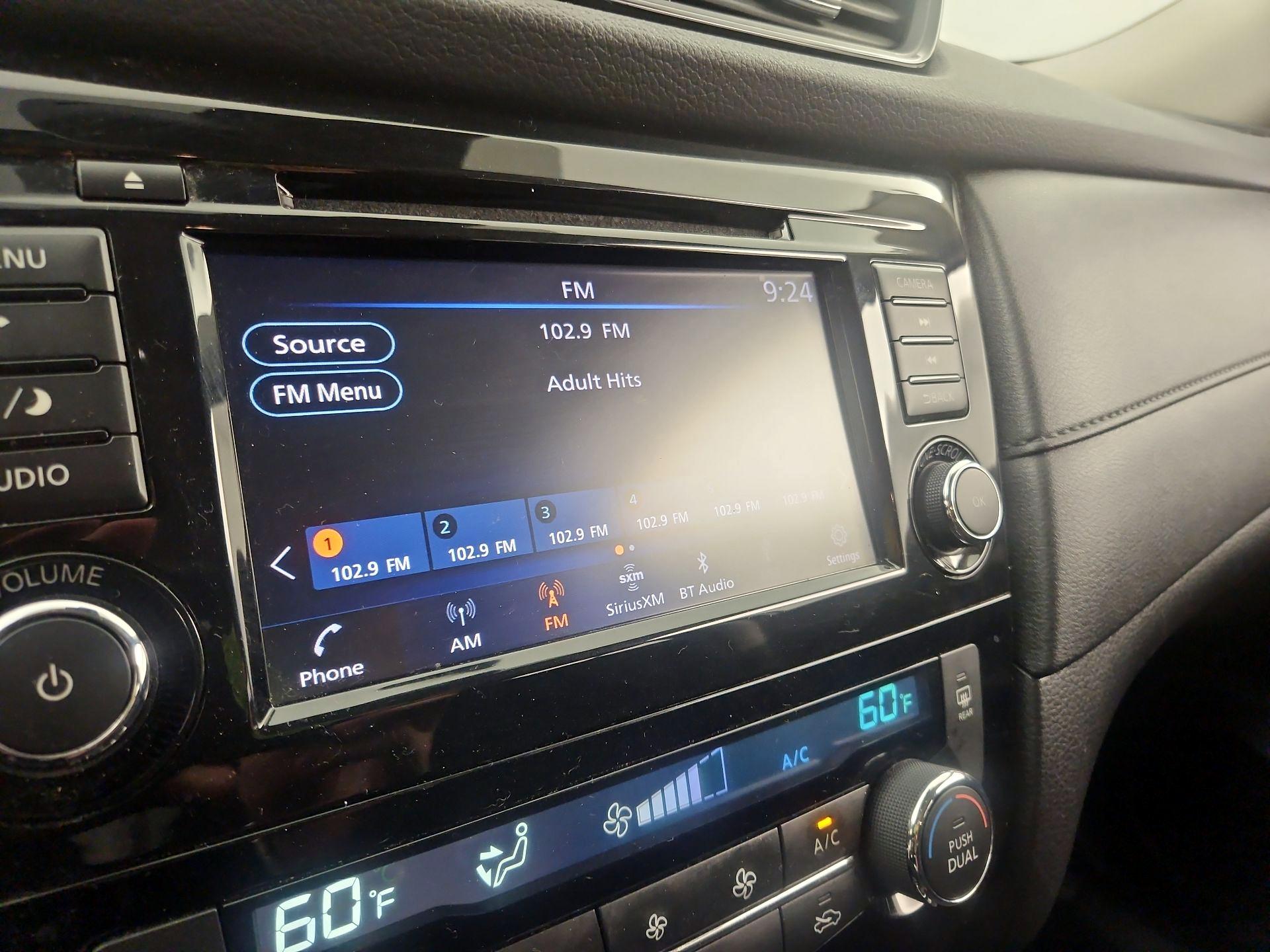 Thumbnail: 2020 Nissan Rogue - 15