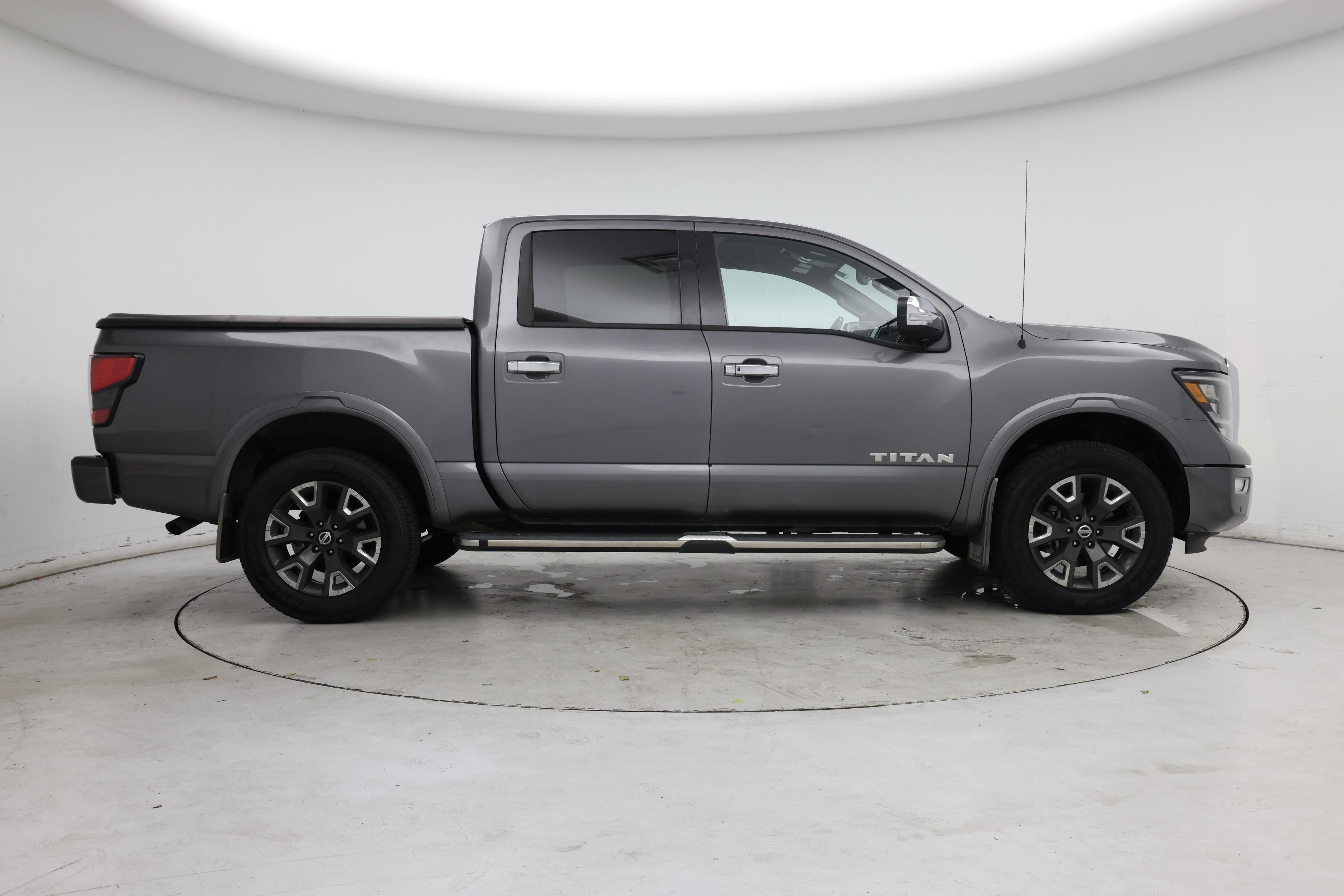 Thumbnail: 2021 Nissan Titan - 7